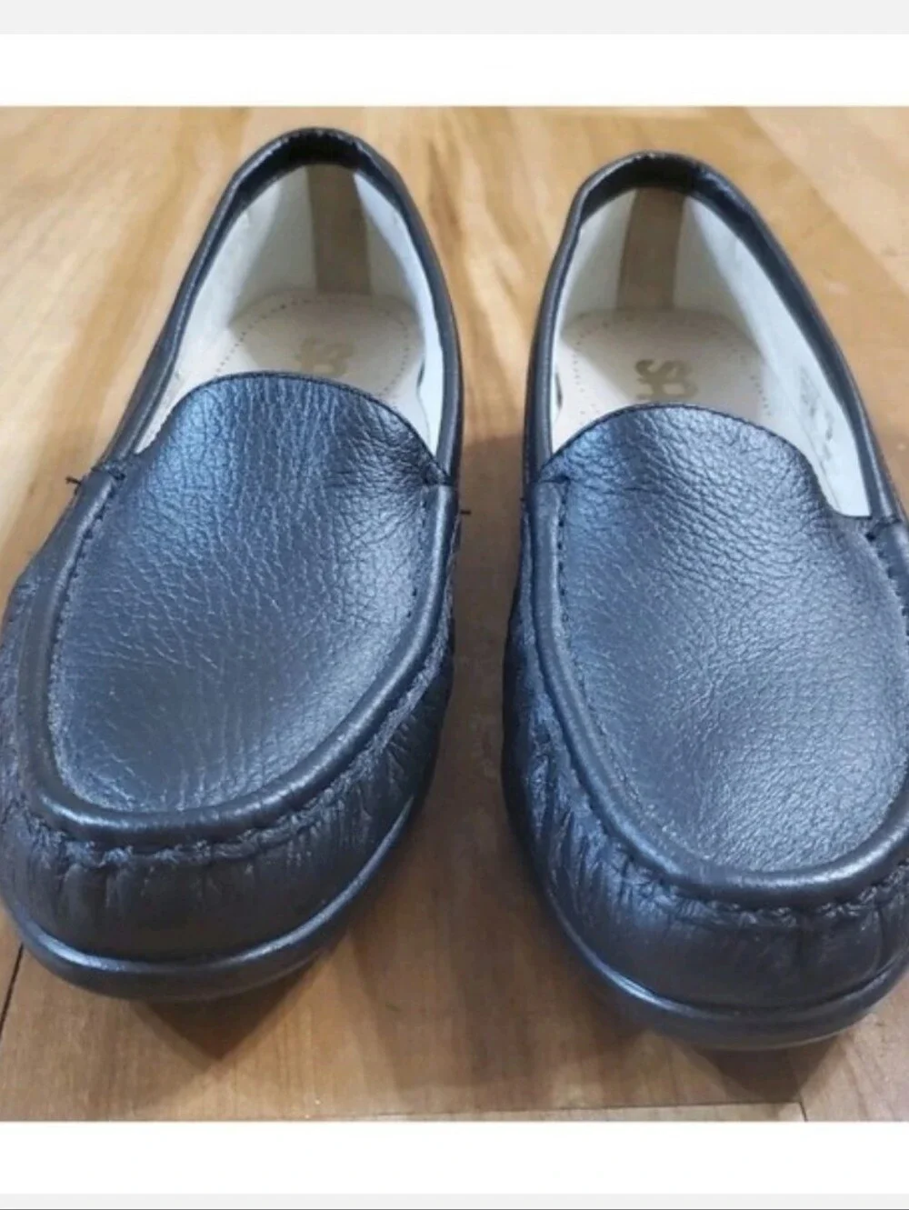 SAS Simplify Black Leather Women's Loafer ,Size 9M